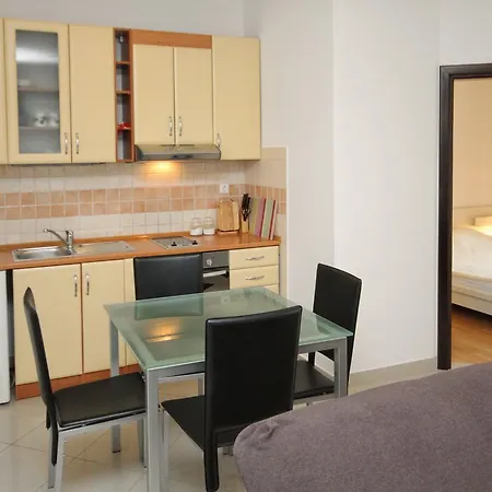 - Diklo 5774c Apartamento *