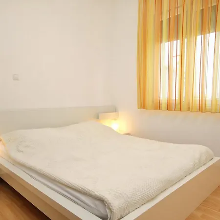 - Diklo 5774c Zadar