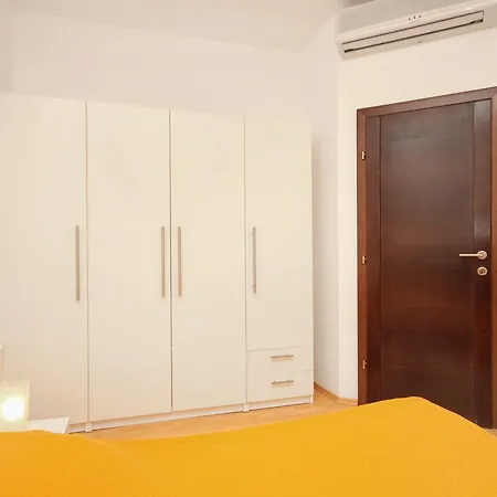 - Diklo 5774c Apartamento *